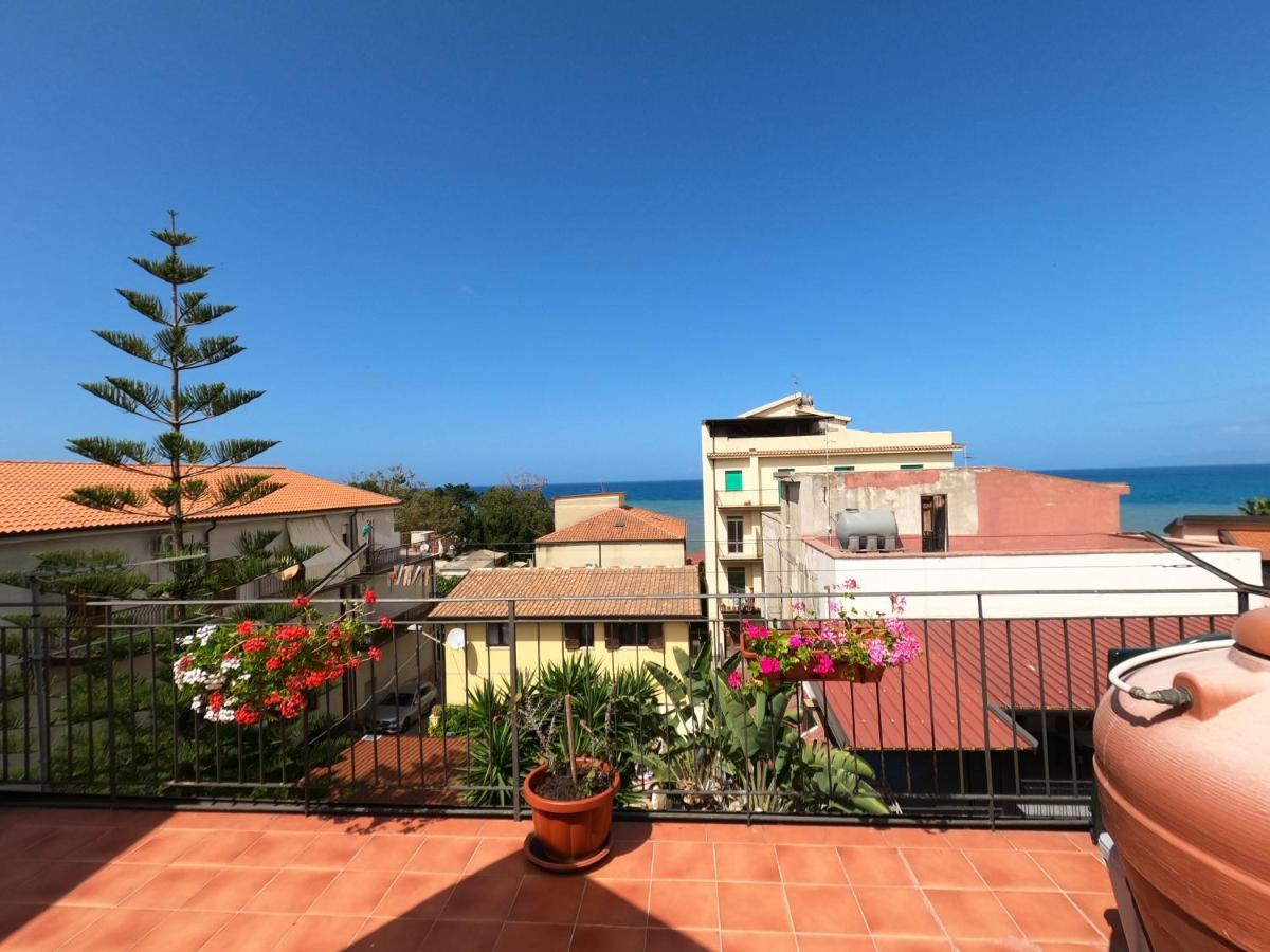 Terrazza Lungomare Holiday home Caronia Marina