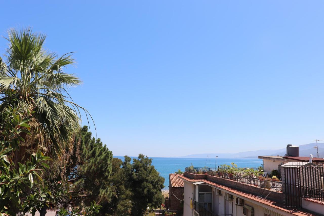 Terrazza Lungomare Holiday home Caronia Marina